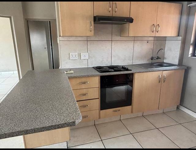 2 BEDROOM PROPERTY TO RENT IN ARBORETUM